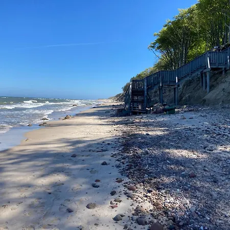 Lägenhet Piekny Klif 7 Min Do Morza Taras Na Dachu Z Widokiem Na Debina (Ustka)